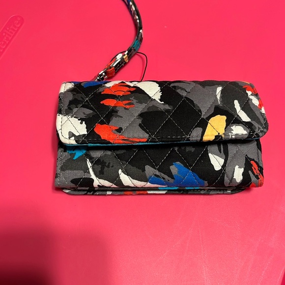 Vera Bradley Handbags - Vera Bradley tri fold splash floral wallet new  9x6 open 3x6 closed